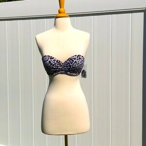 NWOT Victoria’s Secret Flirt Style Bandeau Swim Top in Gray and Black Size 34C